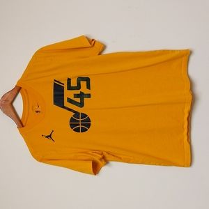 Jordan Utah Jazz Donovan Mitchell #45 Men's T-Shirt Sz L, Gold, Good Condition